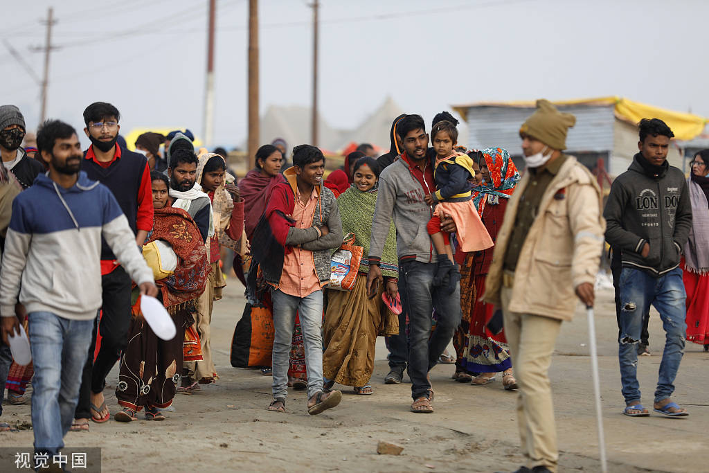 印度服务出口首次超过货物出口