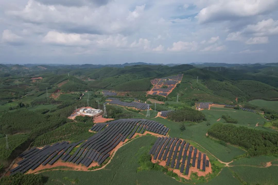 君正集团：450MW光伏发电项目已实现全容量并网发电