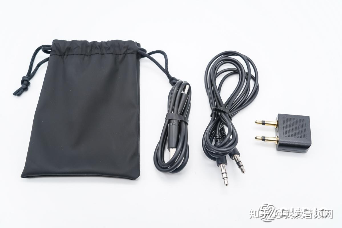 绿联科技获得实用新型专利授权：“一种头戴式耳机”