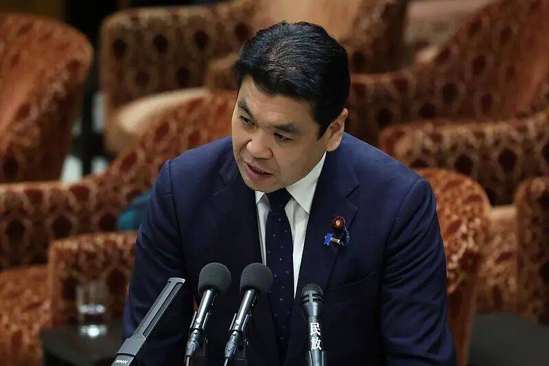 司法部部长贺荣：今年将在全国统一推行行政检查“扫码入企”