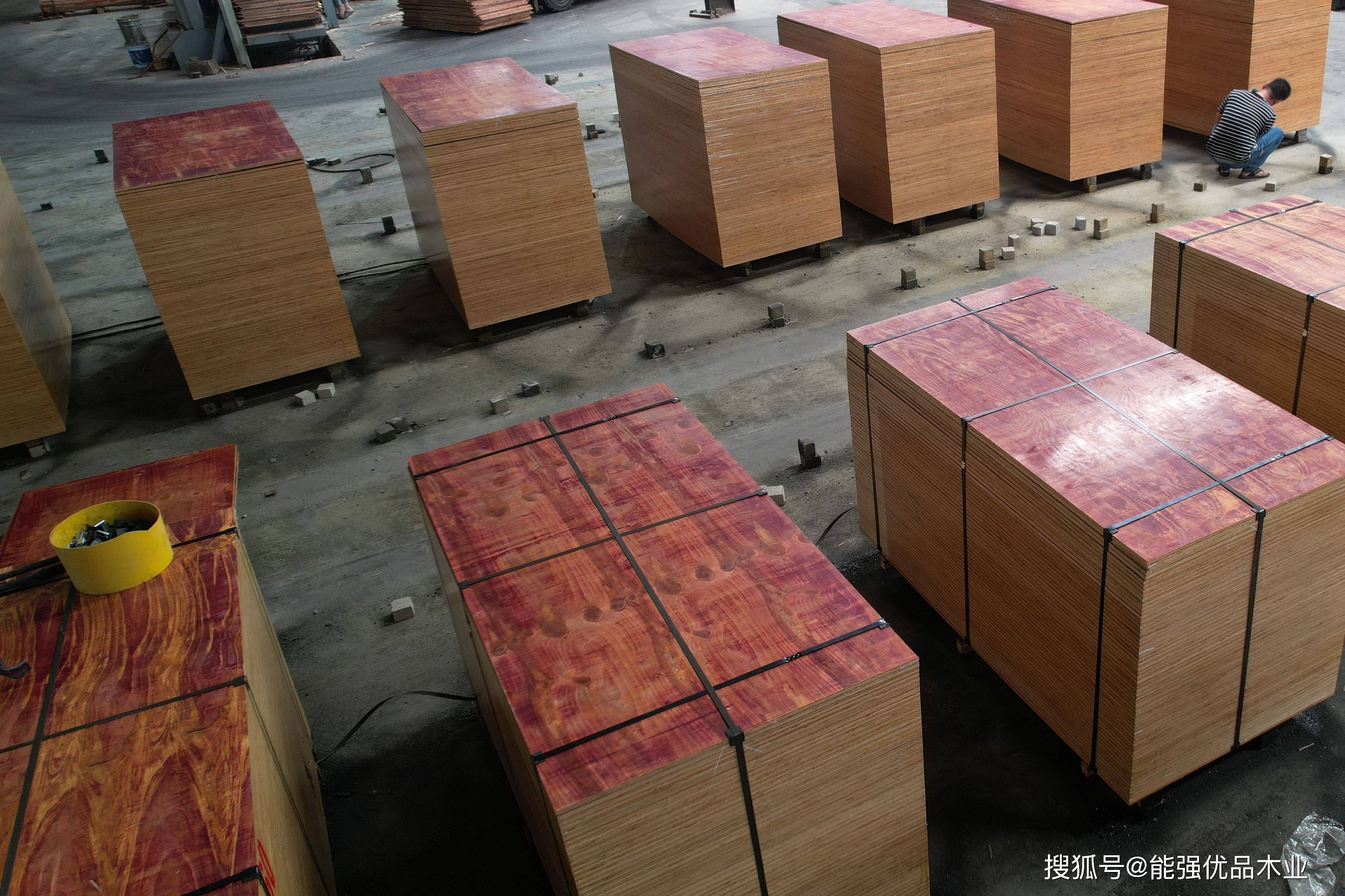 红板科技获得发明专利授权:“一种电路板除胶渣设备及方法”